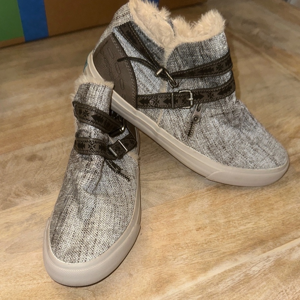 Blowfish Tan and Cream High-Top Sneakers
